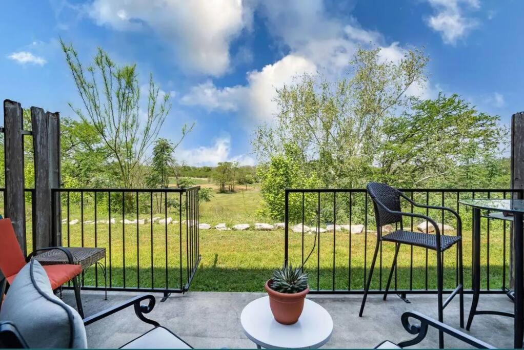 Guadalupe Getaway Apartment New Braunfels Exterior photo